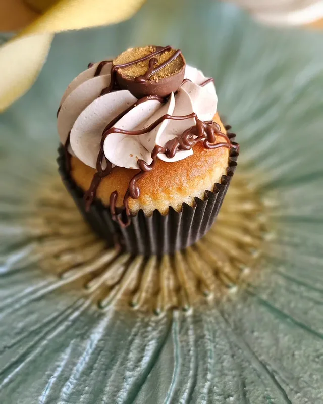 Mocha Swirl Chocolate Drizzle Cupcake