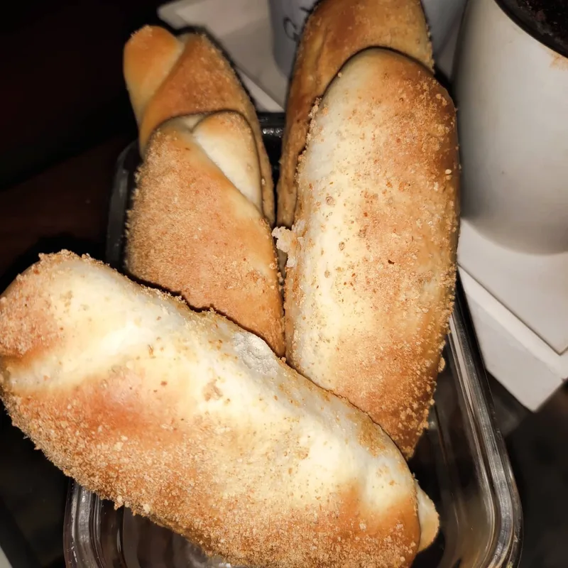 Freshly Baked Pan De Sal