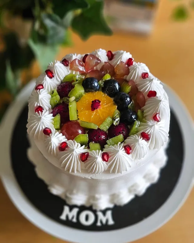 Fresh Fruit Gateau Cake