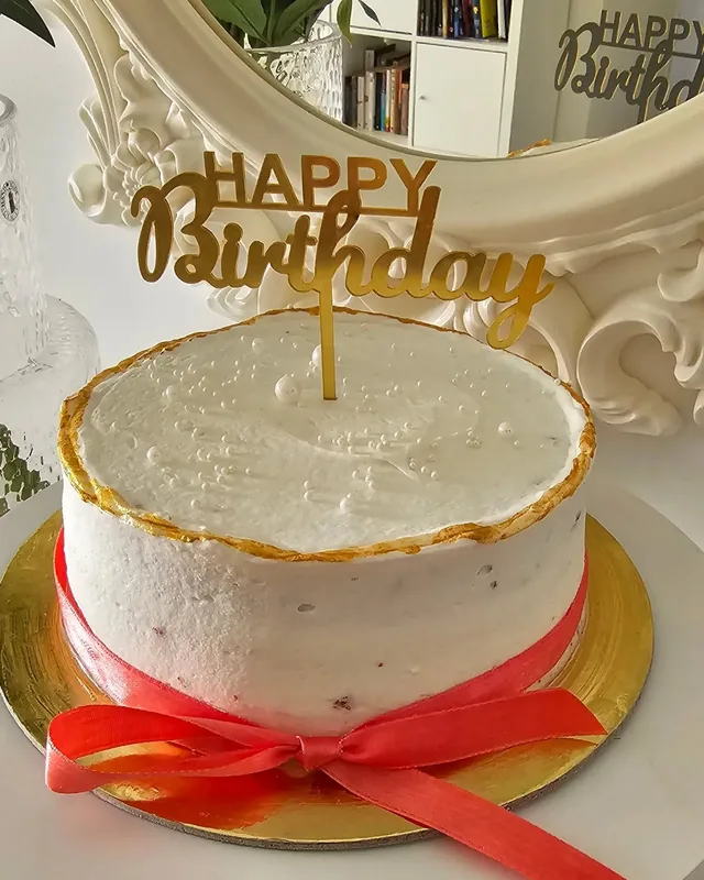 Elegant Red Velvet Birthday Cake
