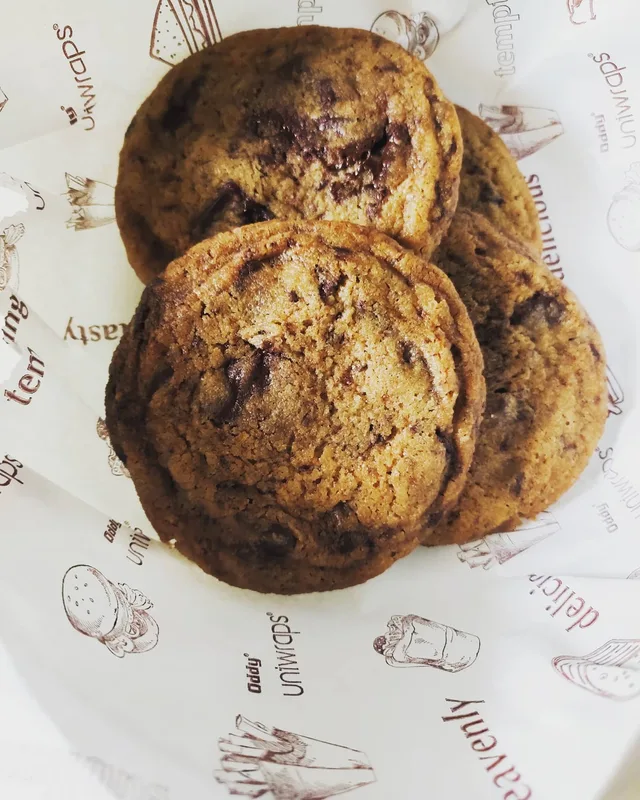 Eggless Couverture Chocolate Cookies