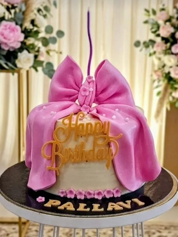 Elegant Pink Bow Cake