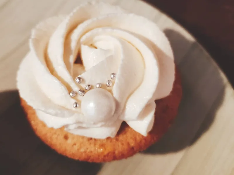 Elegant Pearl Vanilla Cupcake