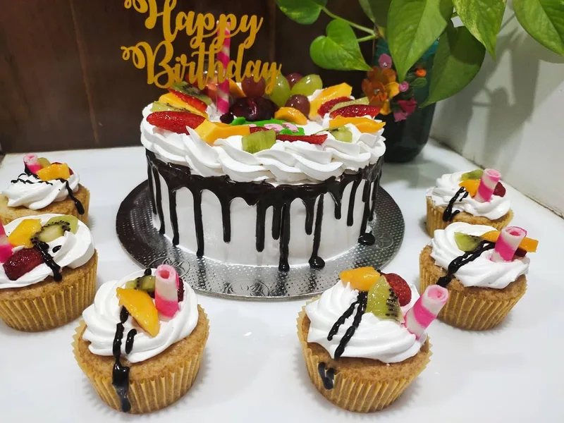 Fresh Fruit Gateau Drip Cake