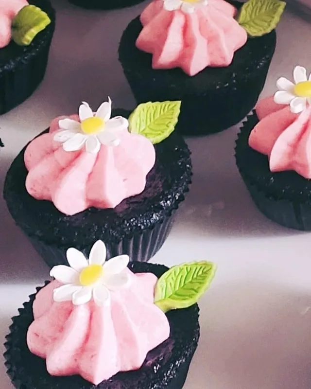 Pink Floral Chocolate Cupcakes