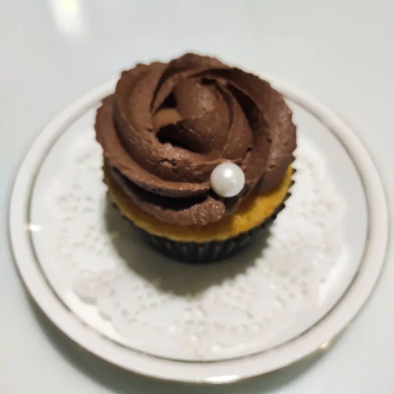 Chocolate Swirl Pearl Cupcake