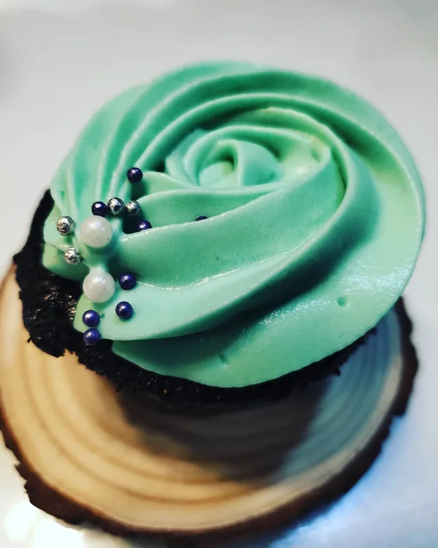 Mint Rosette Chocolate Cupcake