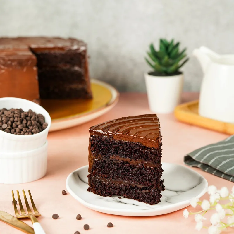 Rich Chocolate Fudge Cake