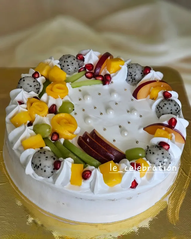 Fresh Fruit Gateau Cake