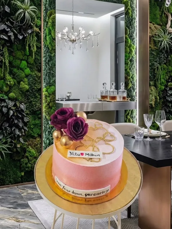 Romantic Floral Anniversary Cake