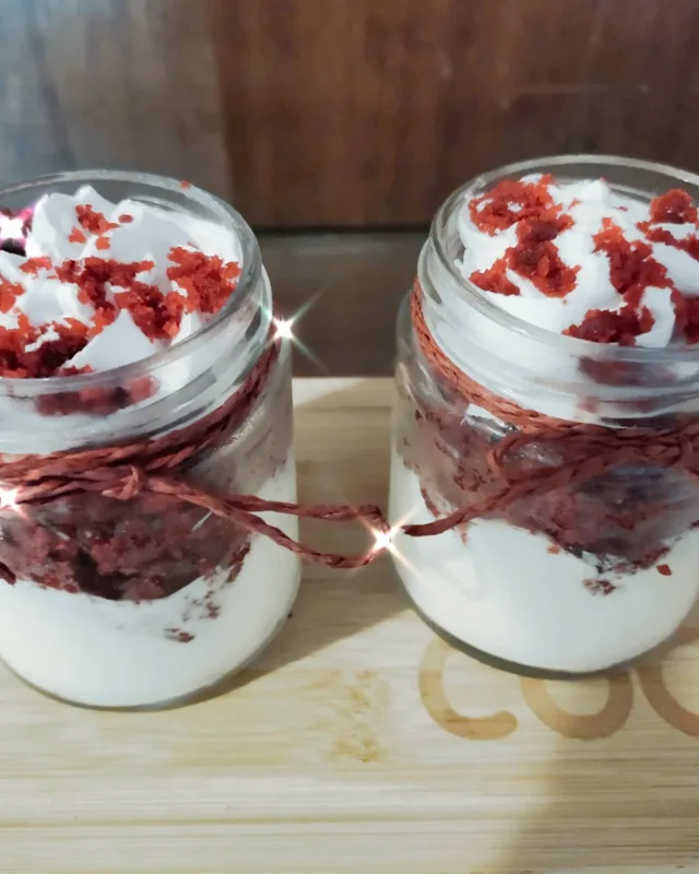 Red Velvet Jar Cake