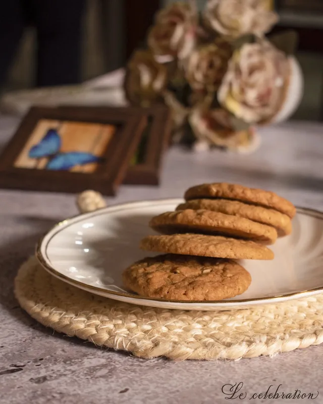 Handcrafted Anzac Cookies