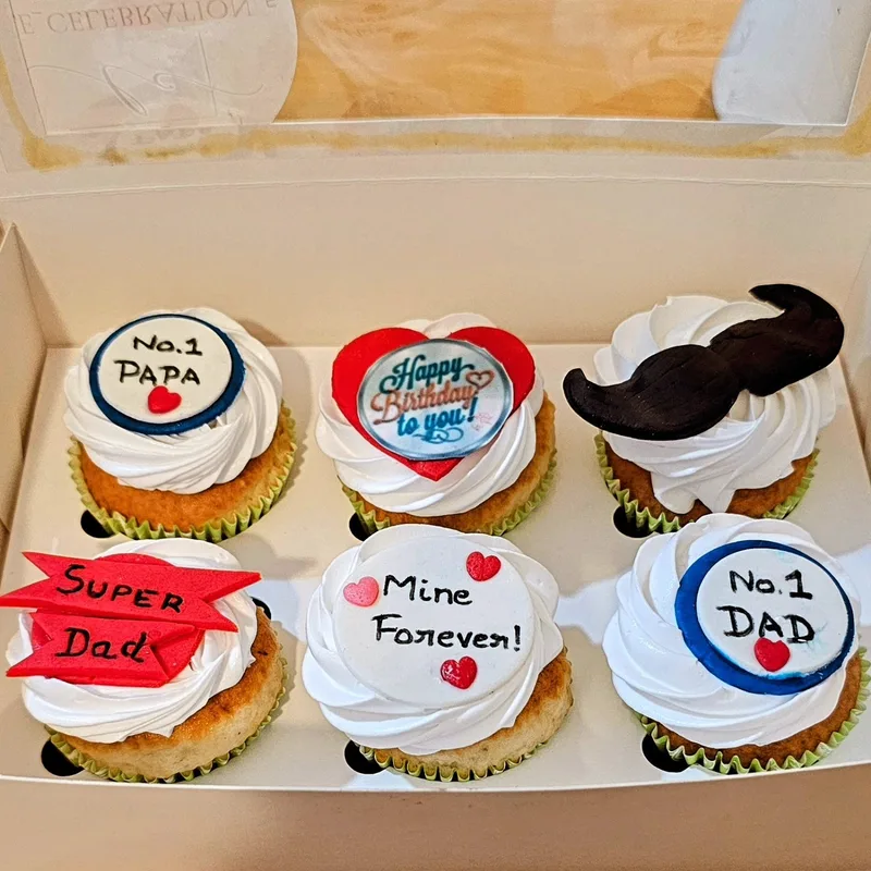 Personalized Super Dad Cupcakes