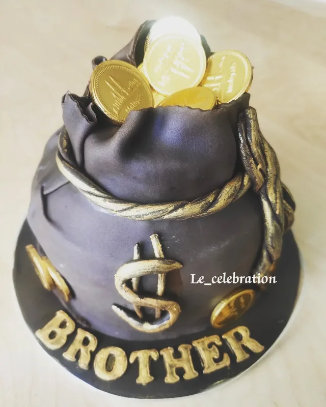 Golden Money Bag Fondant Cake