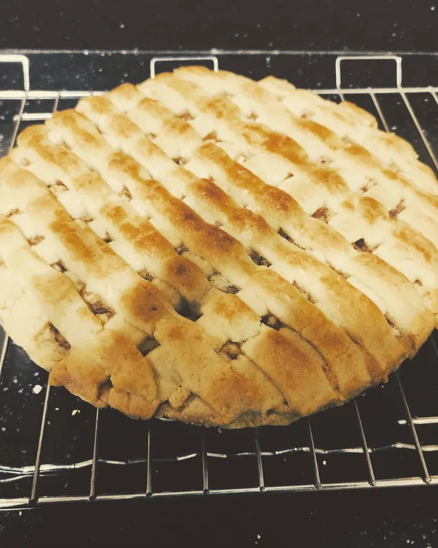 Classic Lattice Apple Pie