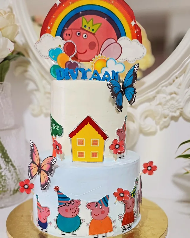 Peppa Pig Theme Birthday Cake