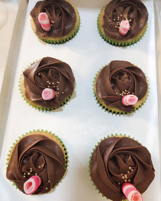 Chocolate Rosette Cupcakes